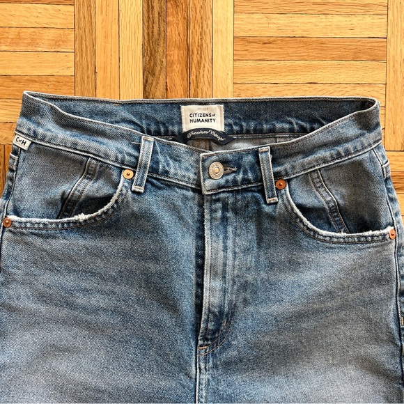 Citizens of Humanity Valerie High Rise Tapered Jean - Stirrups have been cut out - Picture 4 of 5